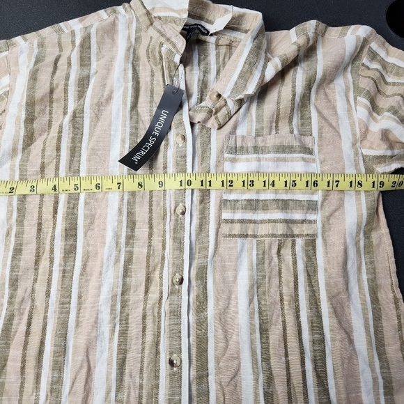 NWT  Women's Button Down Shirt from Unique Spectrum - Picture 8 of 8